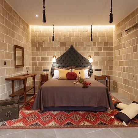 Utopia Luxury Suites - Old Town Rhodes City Bagian luar foto