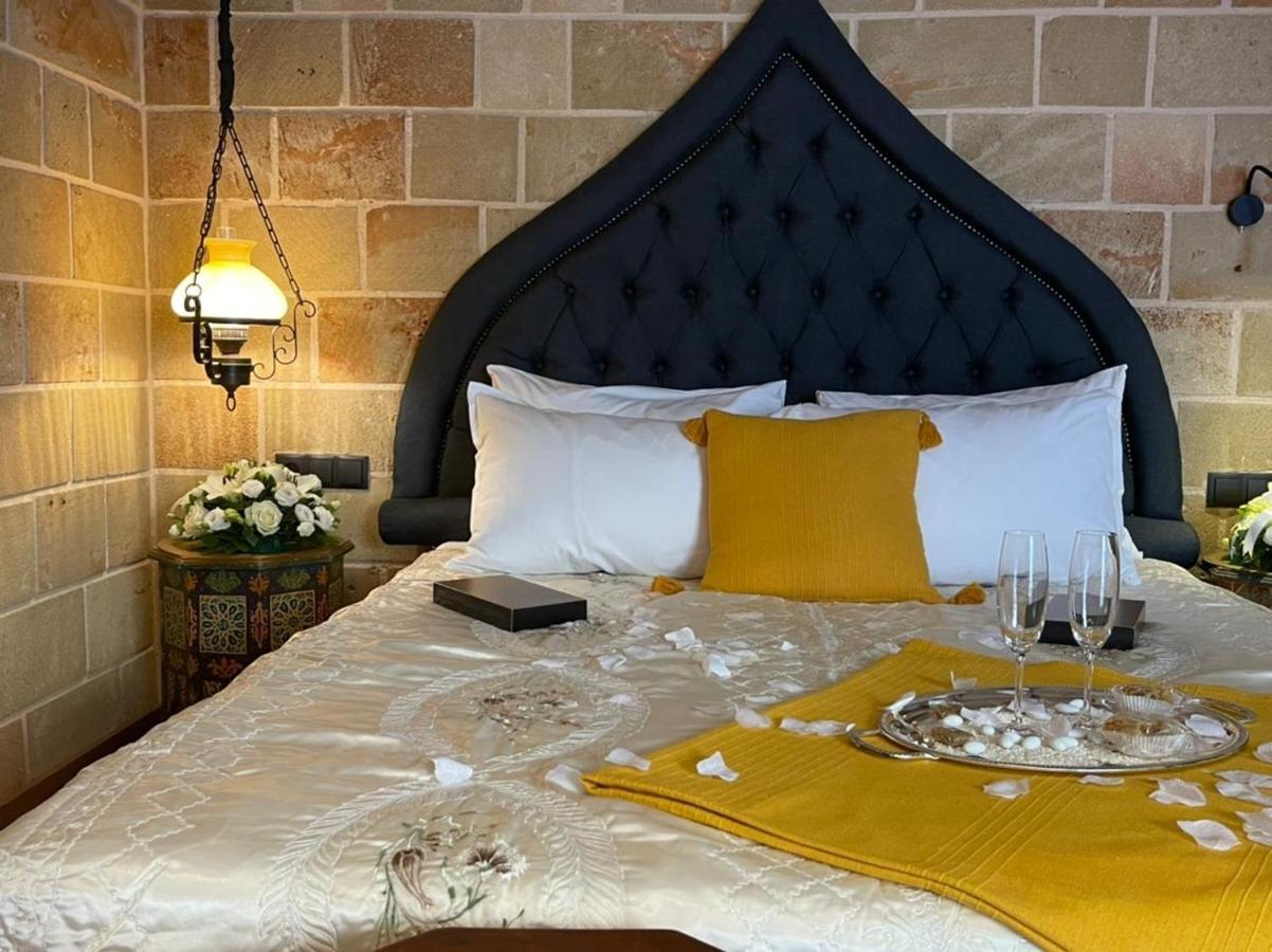 Utopia Luxury Suites - Old Town Rhodes City Bagian luar foto
