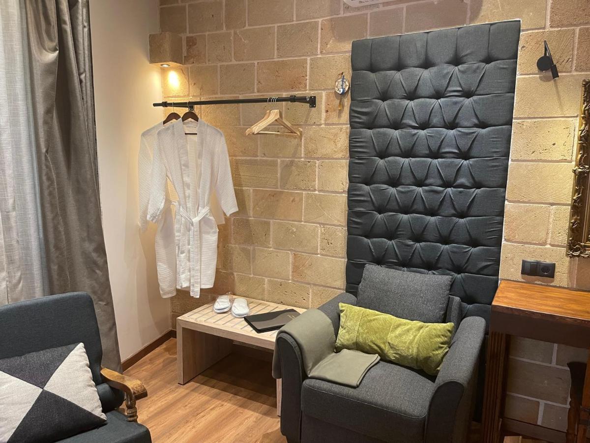 Utopia Luxury Suites - Old Town Rhodes City Bagian luar foto