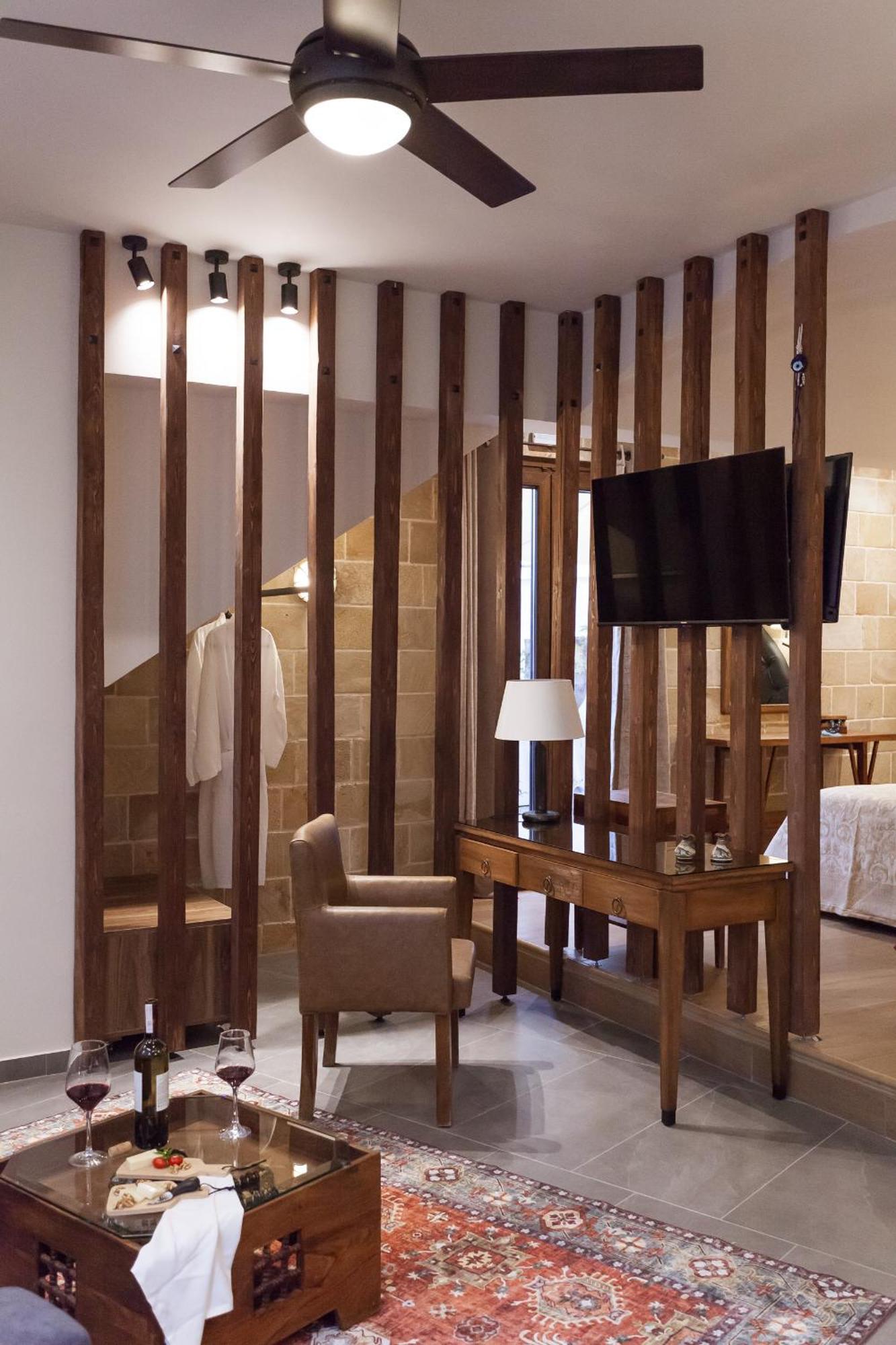 Utopia Luxury Suites - Old Town Rhodes City Bagian luar foto