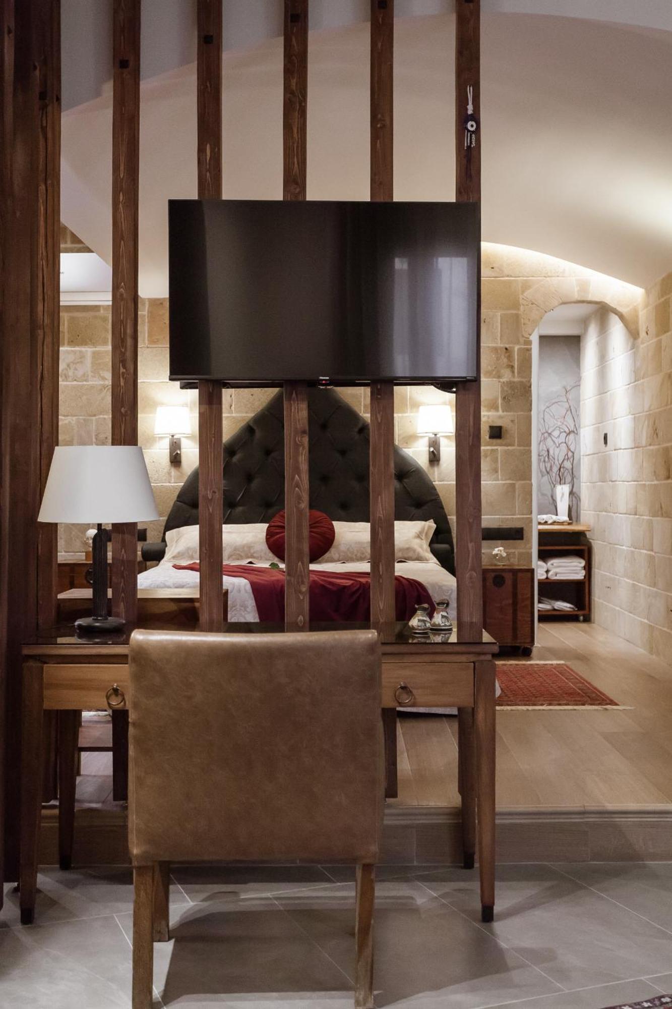 Utopia Luxury Suites - Old Town Rhodes City Bagian luar foto