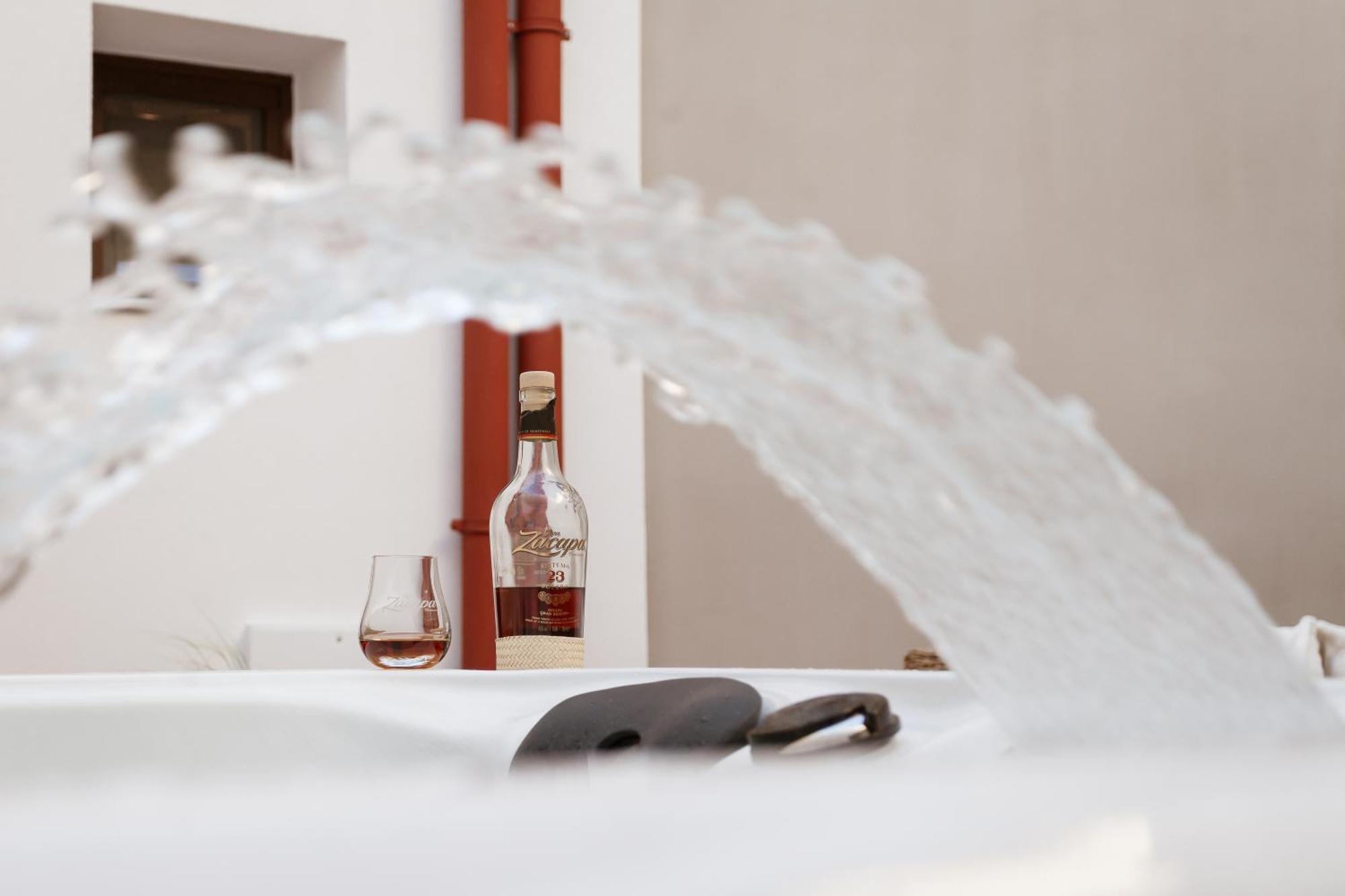 Utopia Luxury Suites - Old Town Rhodes City Bagian luar foto